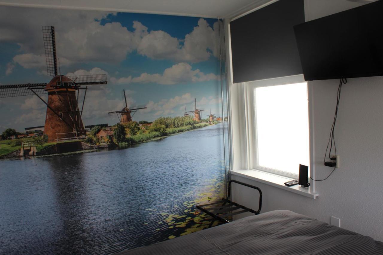 카스트리컴 Slapen Bij De Buurvrouw B&B 외부 사진