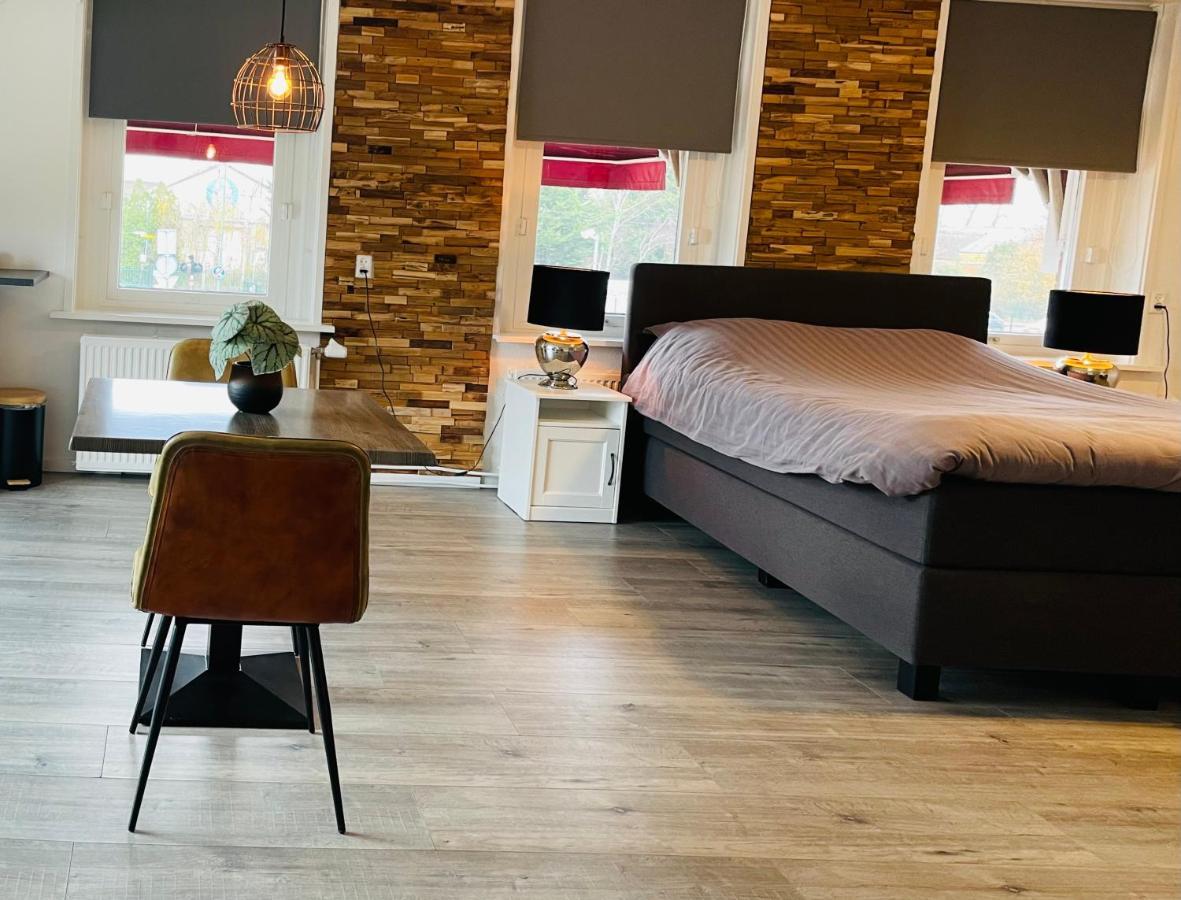 카스트리컴 Slapen Bij De Buurvrouw B&B 외부 사진